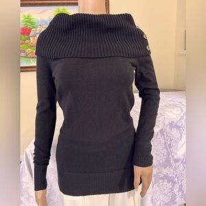 White House Black market sweater